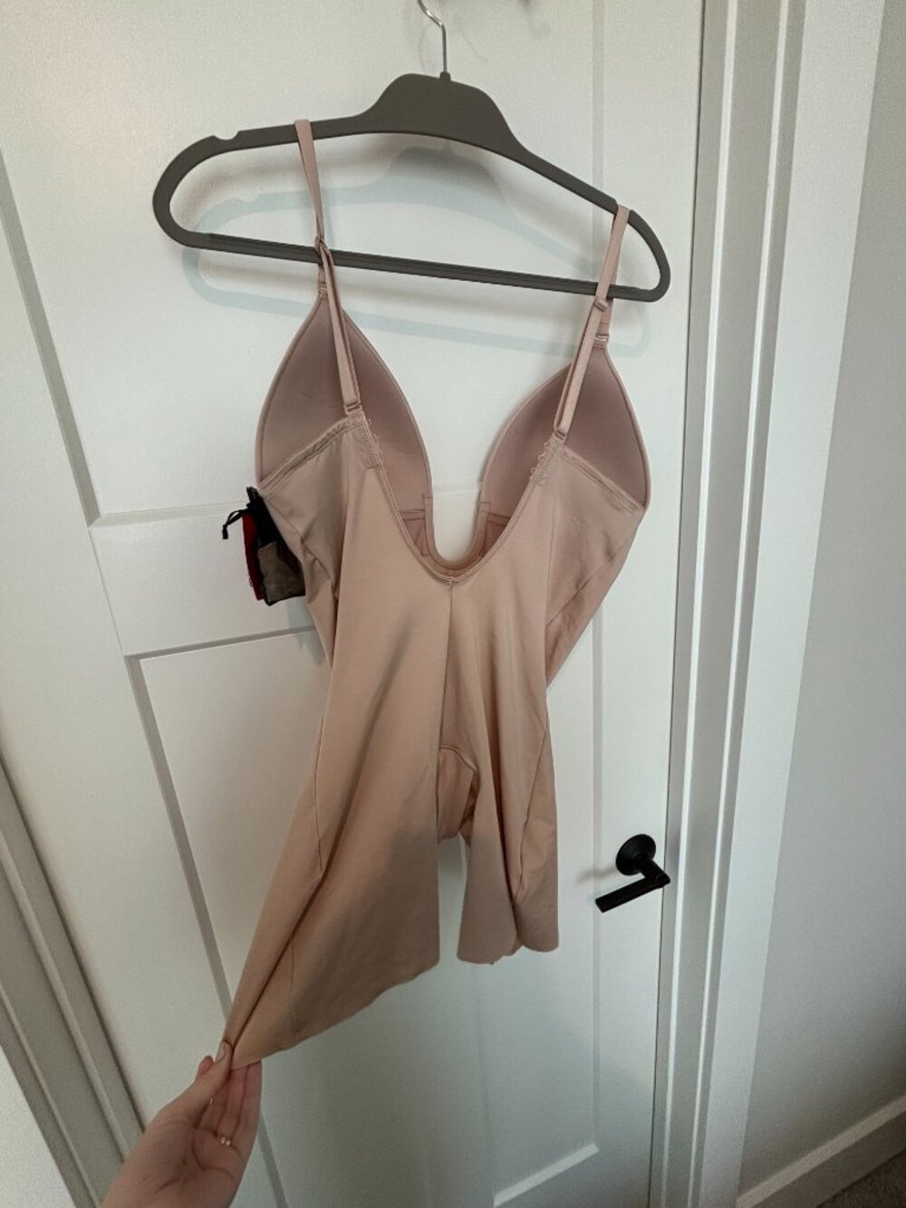SPANX Suit Your Fancy Plunge Low-Back Mid-Thigh Bodysuit - Picture 2 of 2